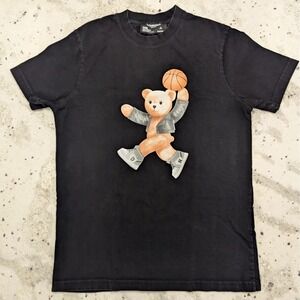 DOMREBEL Montreal Black Teddy Bear Basketball Graphic T Shirt Mens‎ Medium